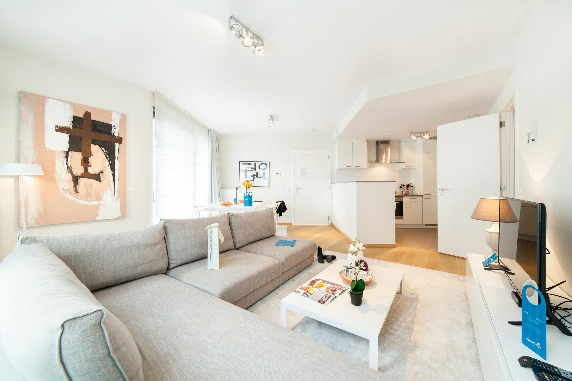 Sweet Inn Apartments - Madou Брюссель Екстер'єр фото