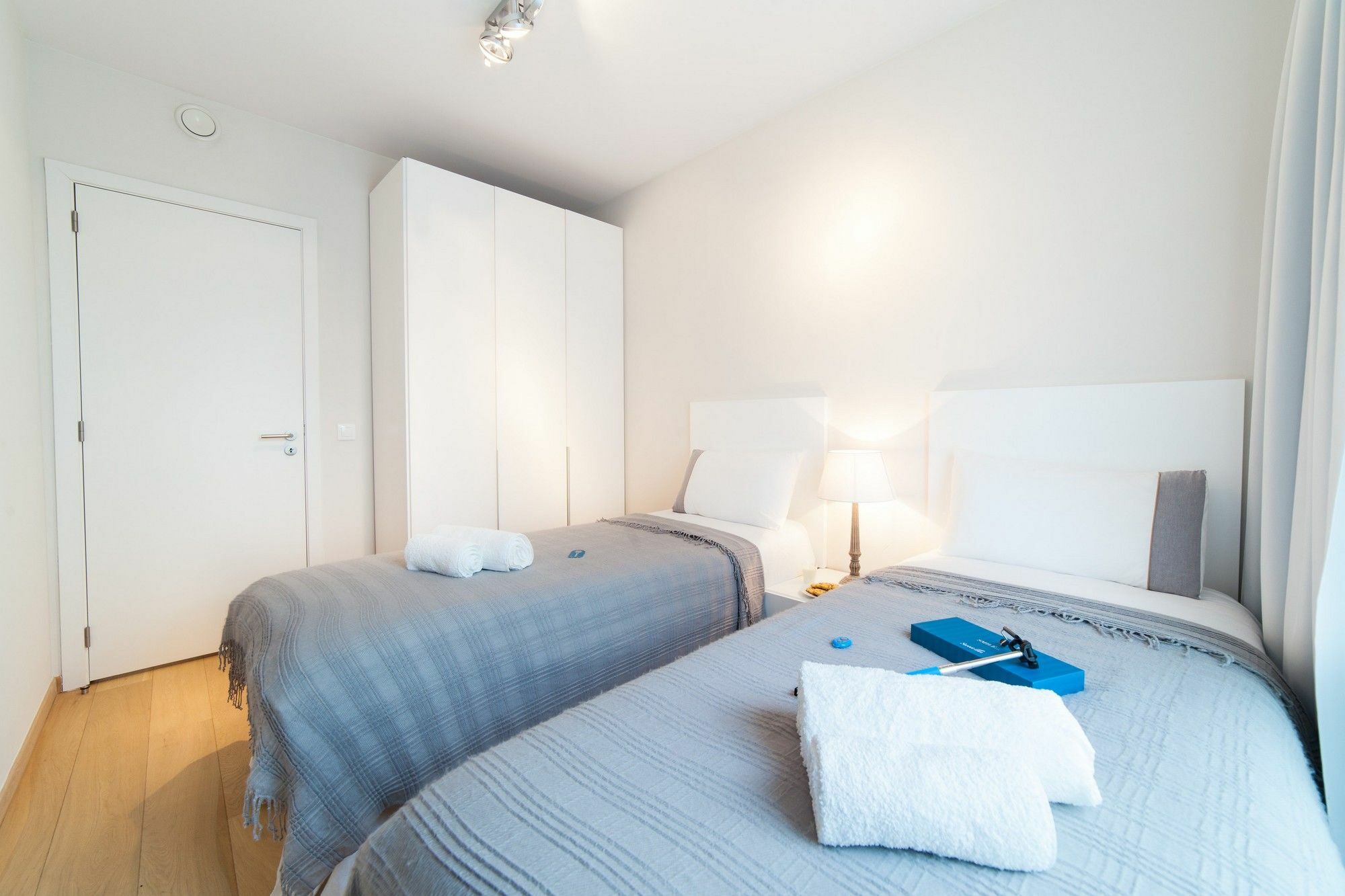 Sweet Inn Apartments - Madou Брюссель Екстер'єр фото